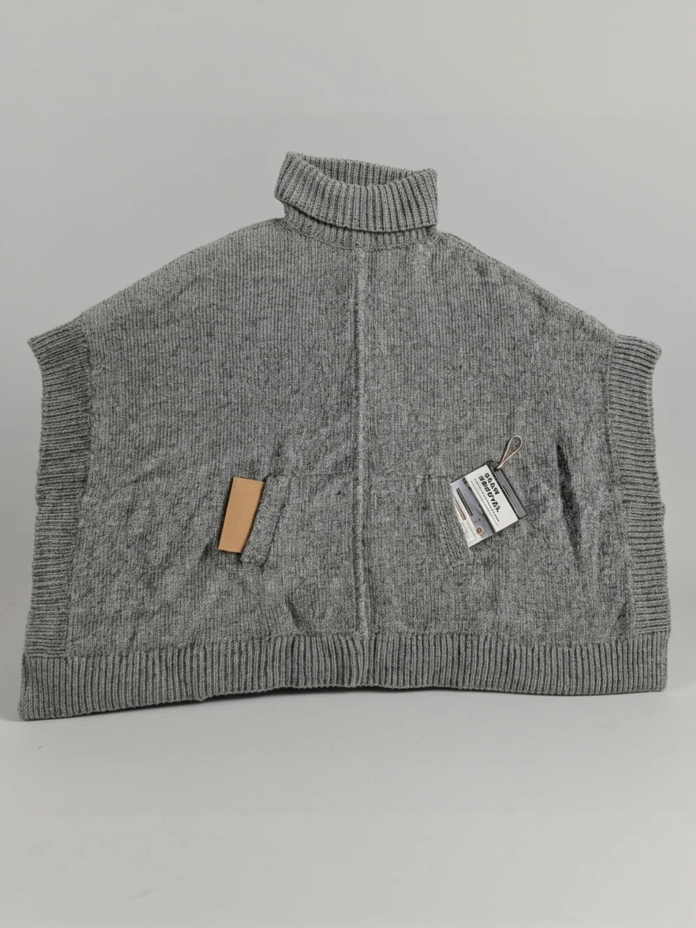 EUC J.Crew Re-Imagined Merino Wool Alpaca Blend Knit Poncho Grey M/L Style BA411
